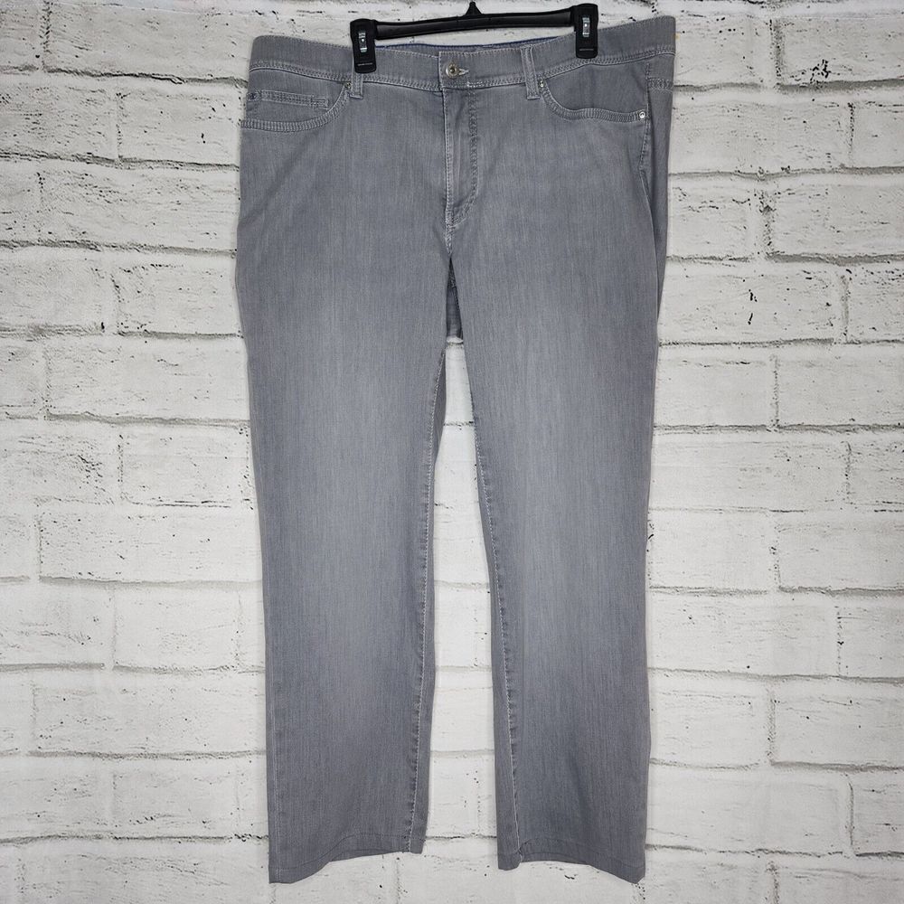 Brax Feel Good Cadiz Straight Leg Jean Pants Mens Size 42x34 Light Gray